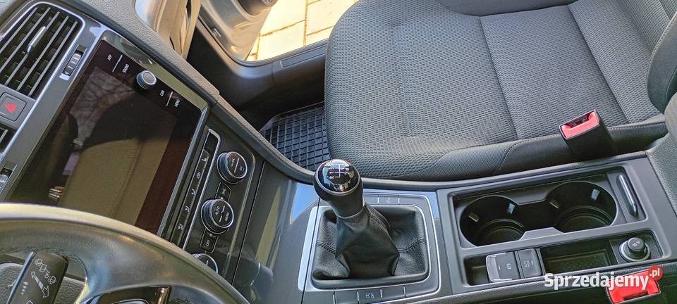Volkswagen Golf 15 TSI BMT Comfortline Zelów