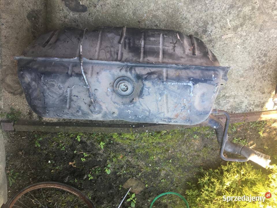 Mercedes R107 SLC zbiornik paliwa Osieczna