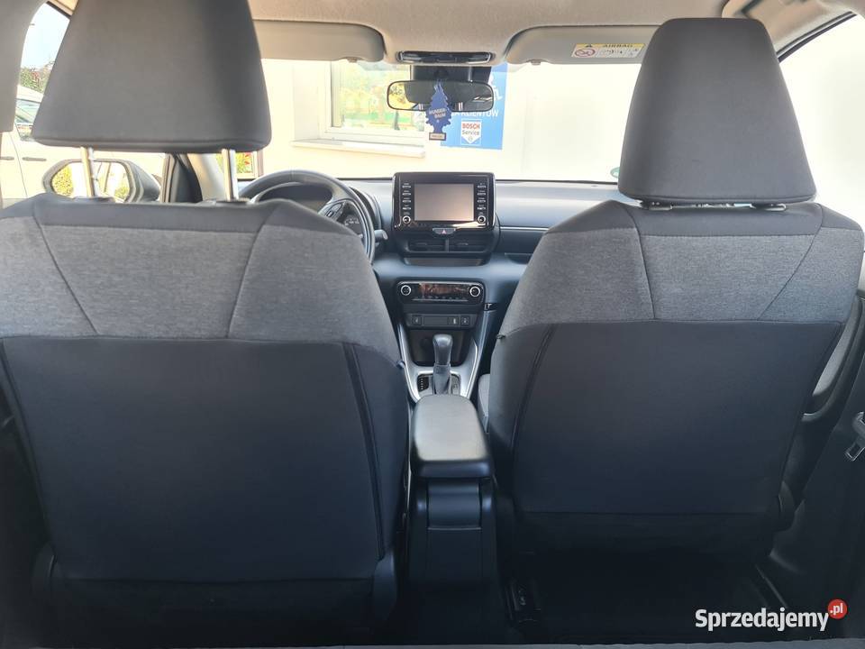 Toyota Yaris Hybryda 2023 r Automat 28600 dolnośląskie