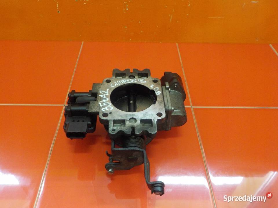 JEEP CHEROKEE 40 B 98r 177 ERH przepustnica Suków