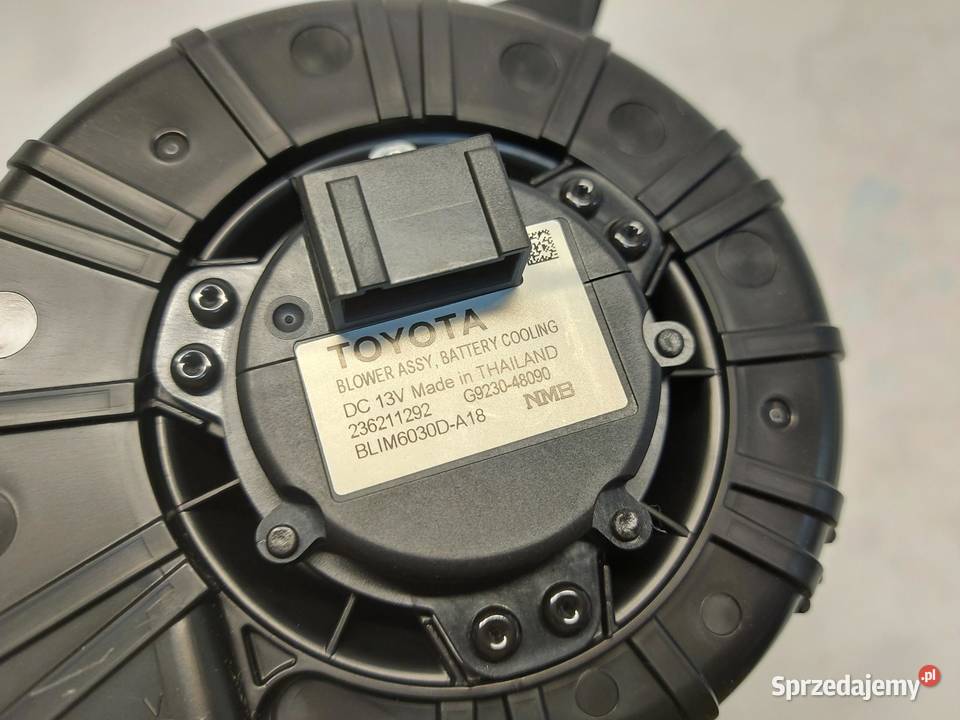 LEXUS RX500H V 5 2023 WENTYLATOR BATERII LEWY osobowe dolnośląskie