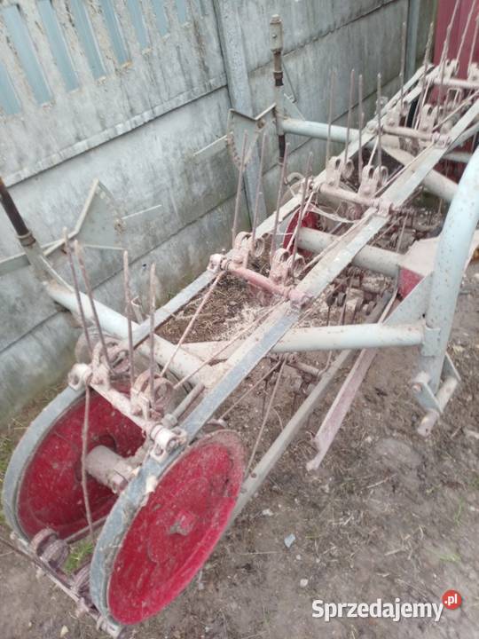 Przewracarka taśmowa dwurzędowa Zgrabiarki i przetrząsacze Frampol