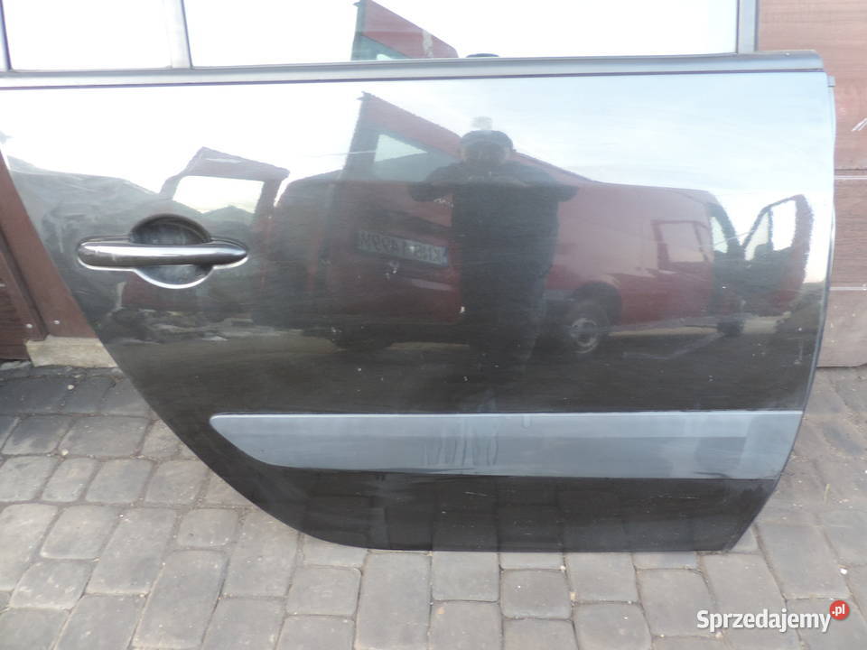 RENAULT ESPACE 4 DRZWI PRAWY TYŁ NV676 Nowy Sącz
