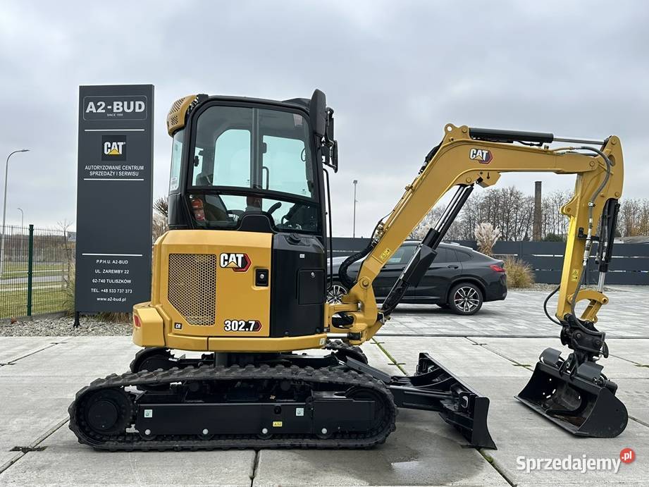 FABRYCZNIE NOWA MINIKOPARKA CATERPILLAR 3027 CR Tuliszków