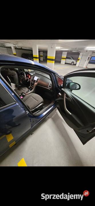 Opel Astra J AUTOMAT 16 115 LPG Rok produkcji 2010 Gdynia