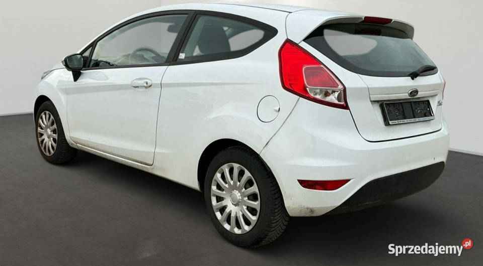 Ford Fiesta niski przebiegSilnik MPIGrzane 2/3 Przyszowice sprzedam