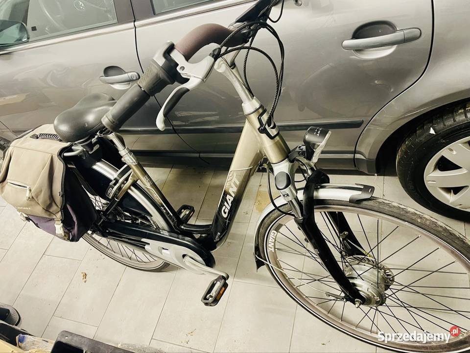 Rower elektryczny GIANT damski 2 baterie 36V Wola Zarczycka