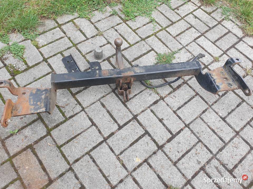 Hak do Volvo v 40 2003r kombi nieuszkodzony Olesno