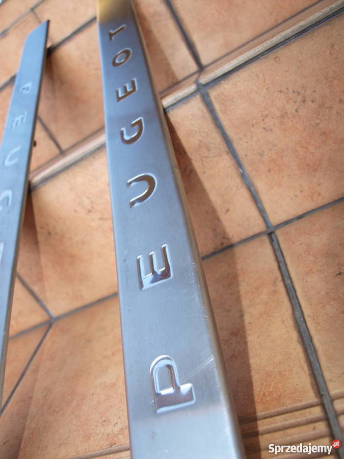 Peugeot 407 Coupe listwa chrom nakładka na próg