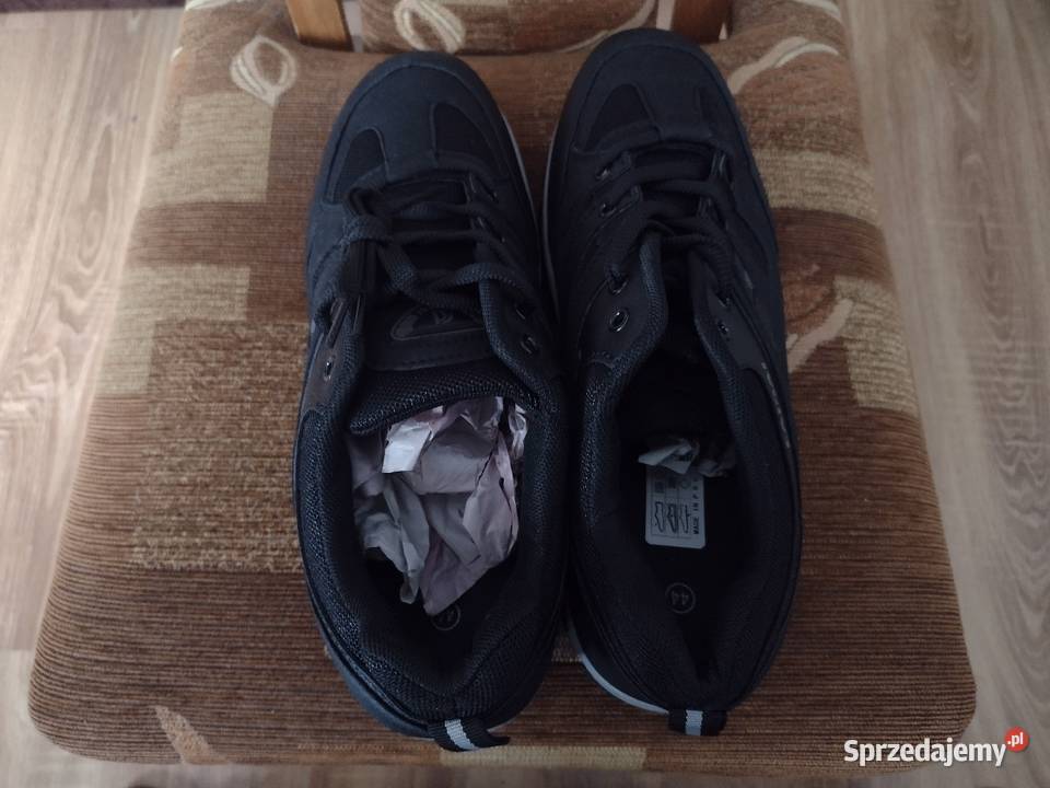Buty męskie Nowe rozmiar 44 podkarpackie Komorów