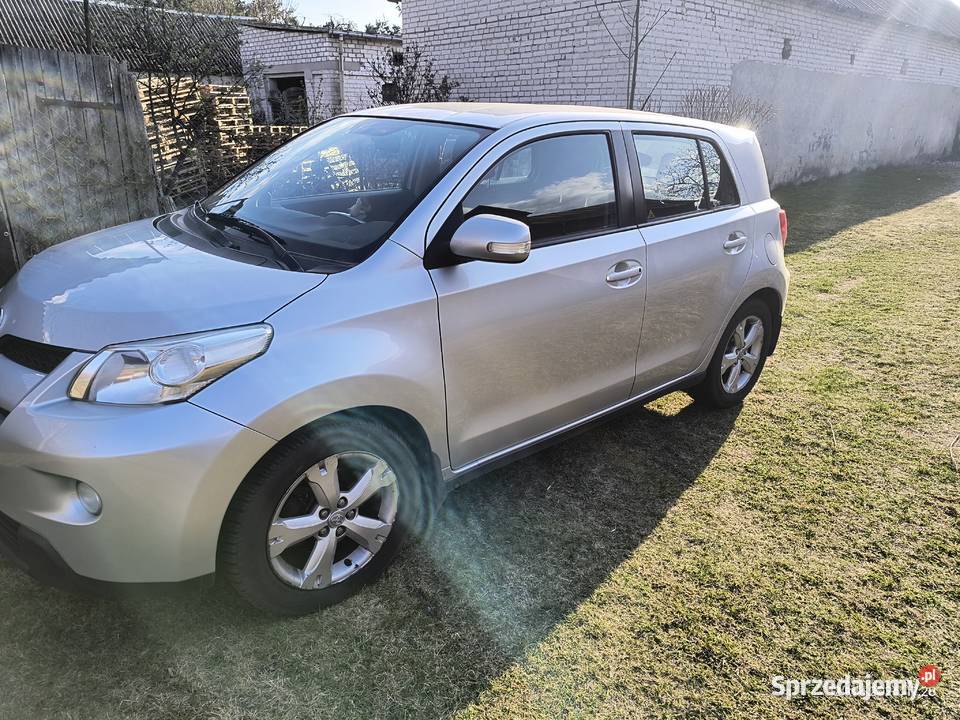 Sprzedam toyotę stan idealny benzyna Urban Cruiser mazowieckie Węgrów