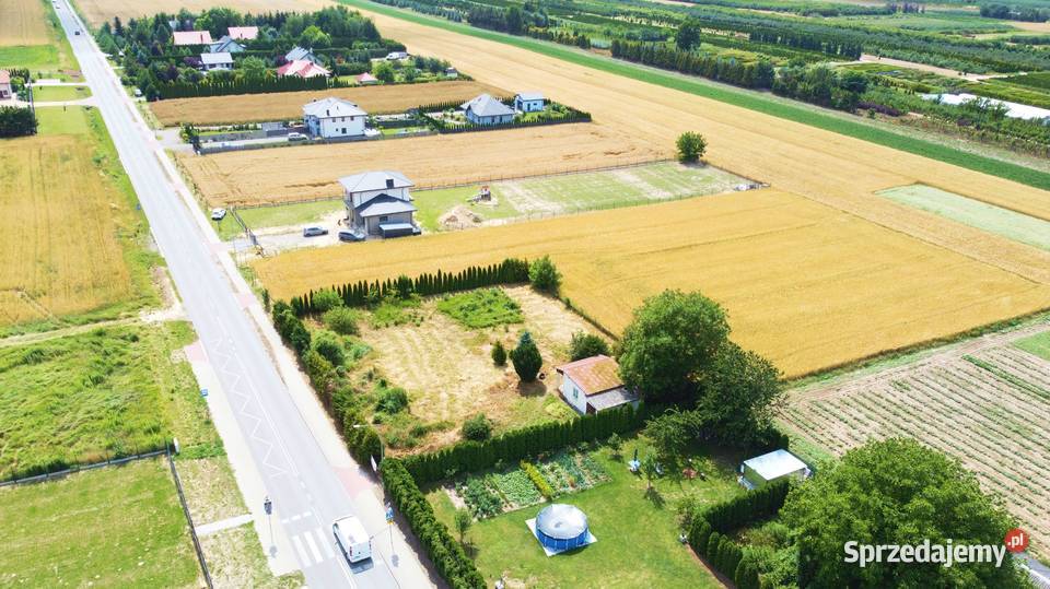 Działka budowlana z pełnym uzbrojeniem Kijany