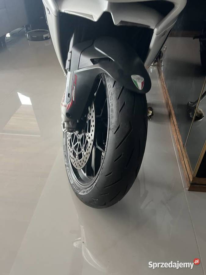 MV Augusta 1000 RR F4 Motocykl kolekjonerski nieuszkodzony