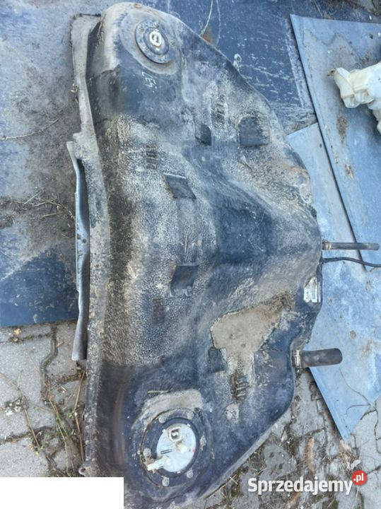 Honda Legend KB1 zbiornik paliwa bak lubelskie Kozubszczyzna