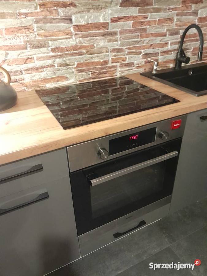 Meble kuchenne z płytą i piekarnikiem śląskie sprzedam