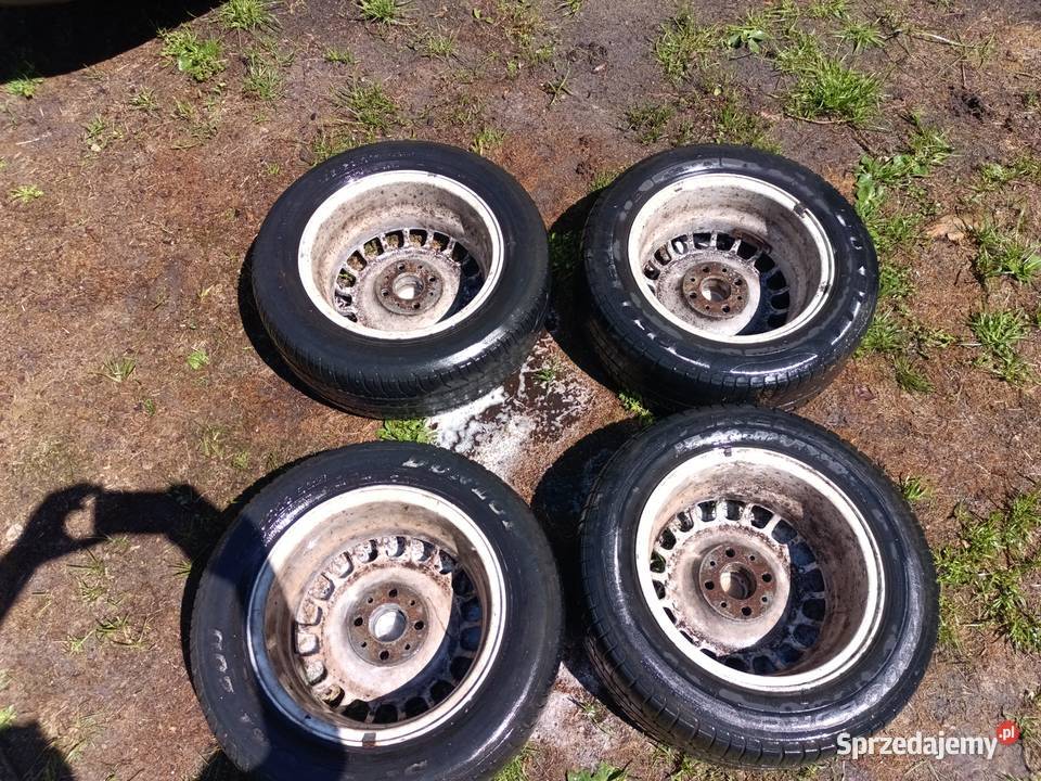 Ładne Oryginalne alufelgi słoneczka BMW E30 14