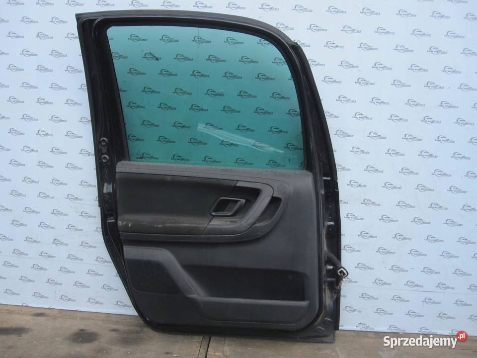 SKODA ROOMSTER LIFT 11r drzwi lewe tył sprzedam