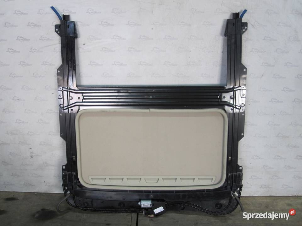VOLVO S60 II 11r szyberdach 1702734 1713781E osobowe świętokrzyskie