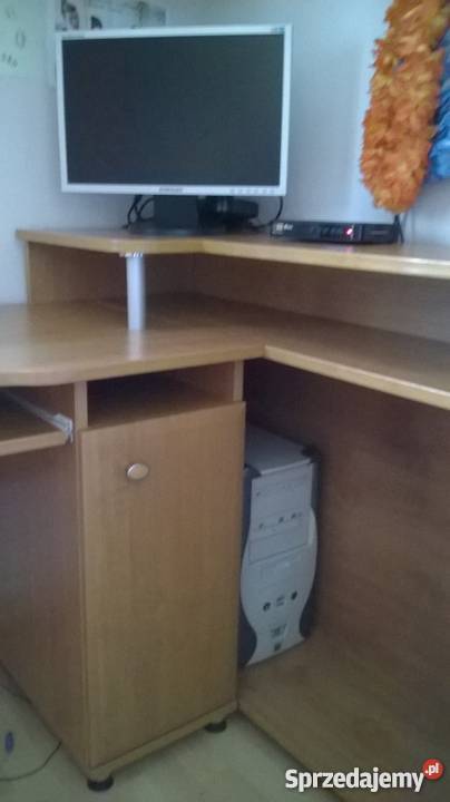 Sprzedam biurko w super stanie Stoły, krzesła, biurka Skawina
