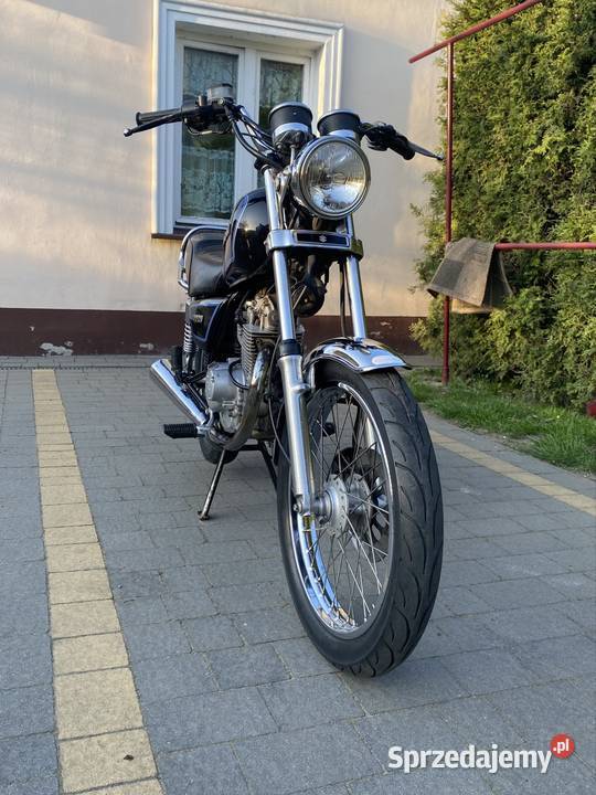 Suzuki gn 125