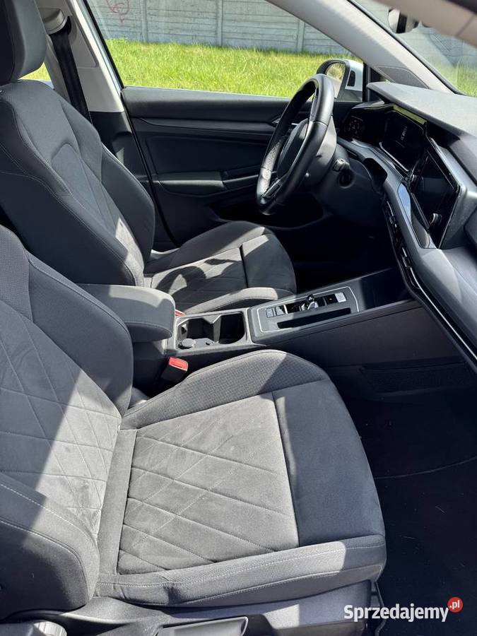 VW Golf VIII 15 eTSI 150 Automat DSG KOMBI SALON 1499cm3 Golf wielkopolskie Konin