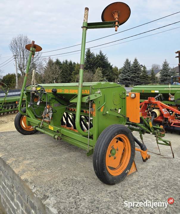 Siewnik zbożowy Amazone D8 25m Specjal import Maków