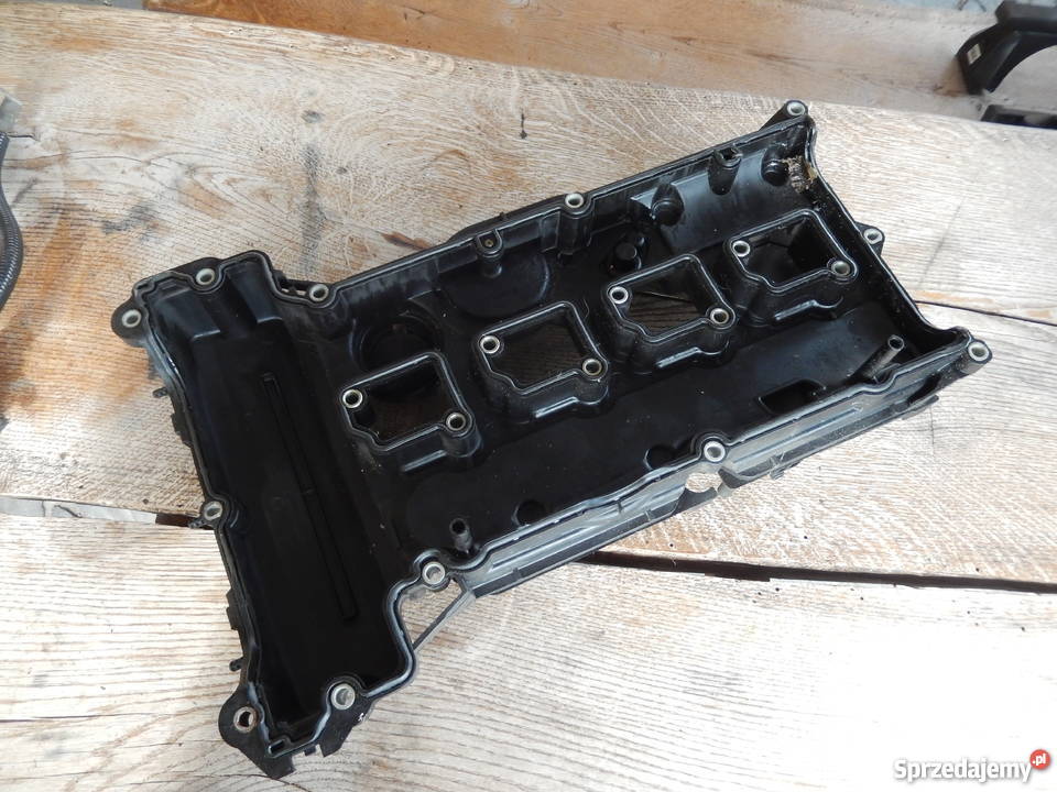 Pokrywa zaworów Mercedes W 203 A 271 Części samochodowe