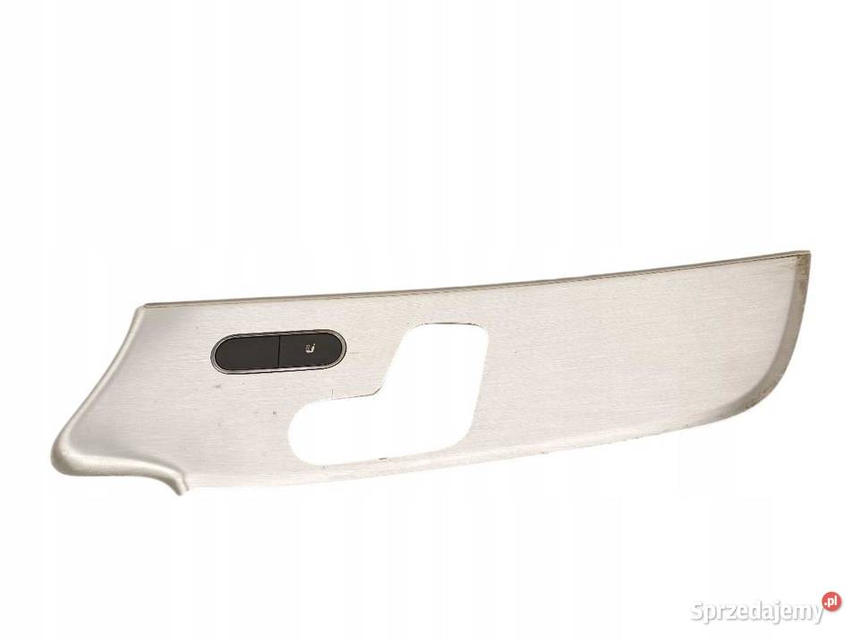 DEKOR LISTWA OZDOBNA PRAWY PRZÓD EU W177 Rok produkcji 2021