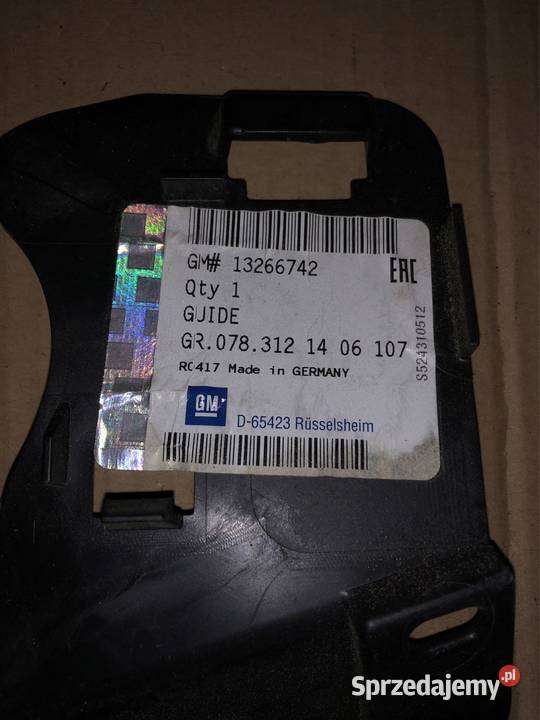 ślizg zderzaka tył opel astra J IV HB 13266742 Kozy sprzedam