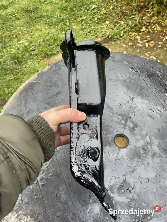 Mocowanie amortyzatora prawe audi a4 b5 80 Pozostałe Małomice