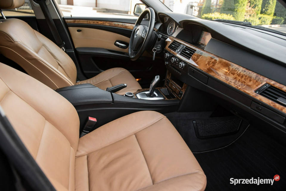 BMW 530 LCI 30d Automat Skóra Navi Szyber Xenon ABS Zwoleń