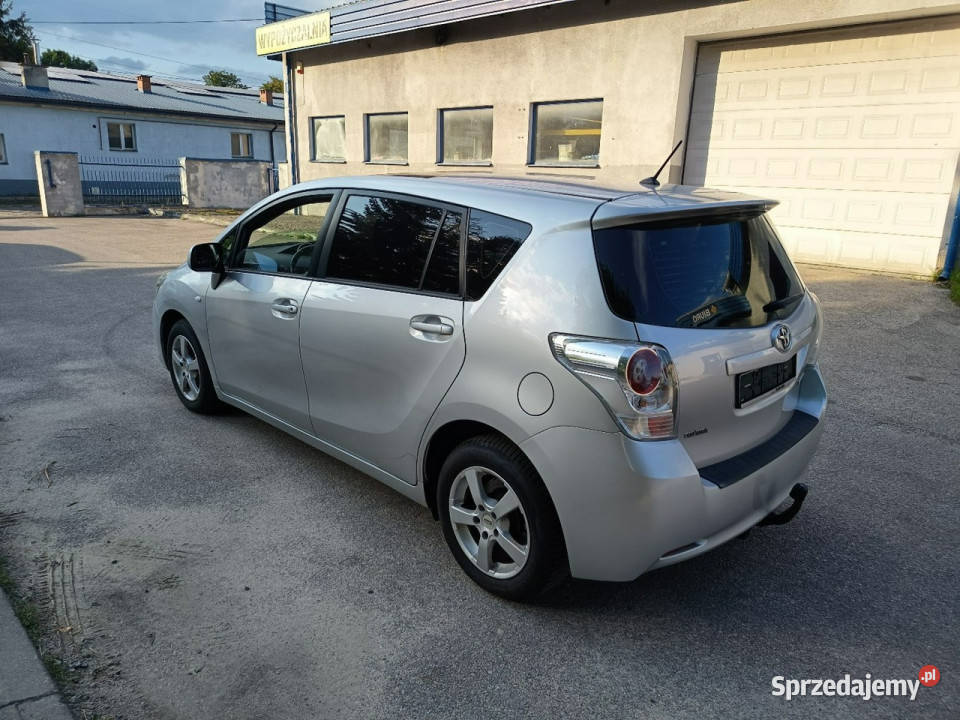 Toyota Verso EXECUTIVE ksenon panorama kamera 7 klimatyzacja Janów Lubelski sprzedam