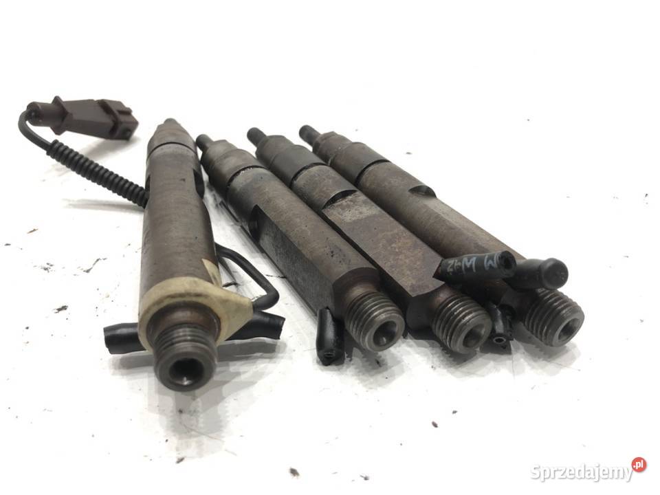 WTRYSKIWACZE KOMPLET VW BORA I 028130202Q 19 90 osobowe sprzedam