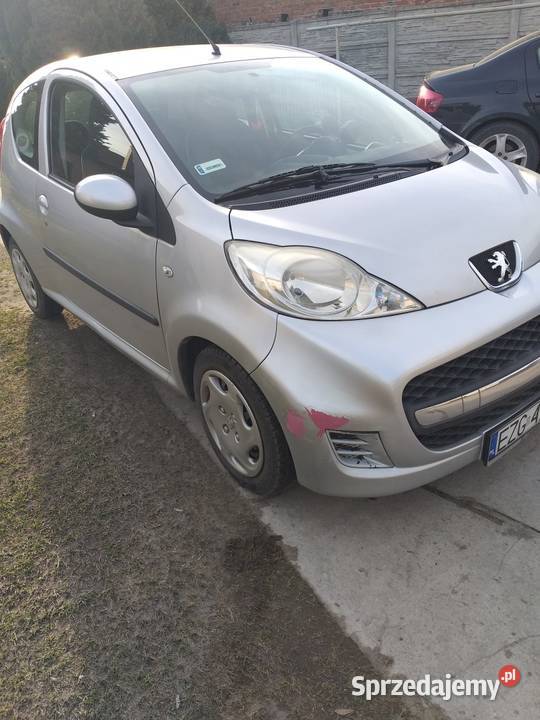 Sprzedam w stanie Peugota 107 nieuszkodzony Zgierz