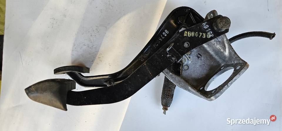 Pedał hamulca mercedes w124 1242900316 Zbąszyń
