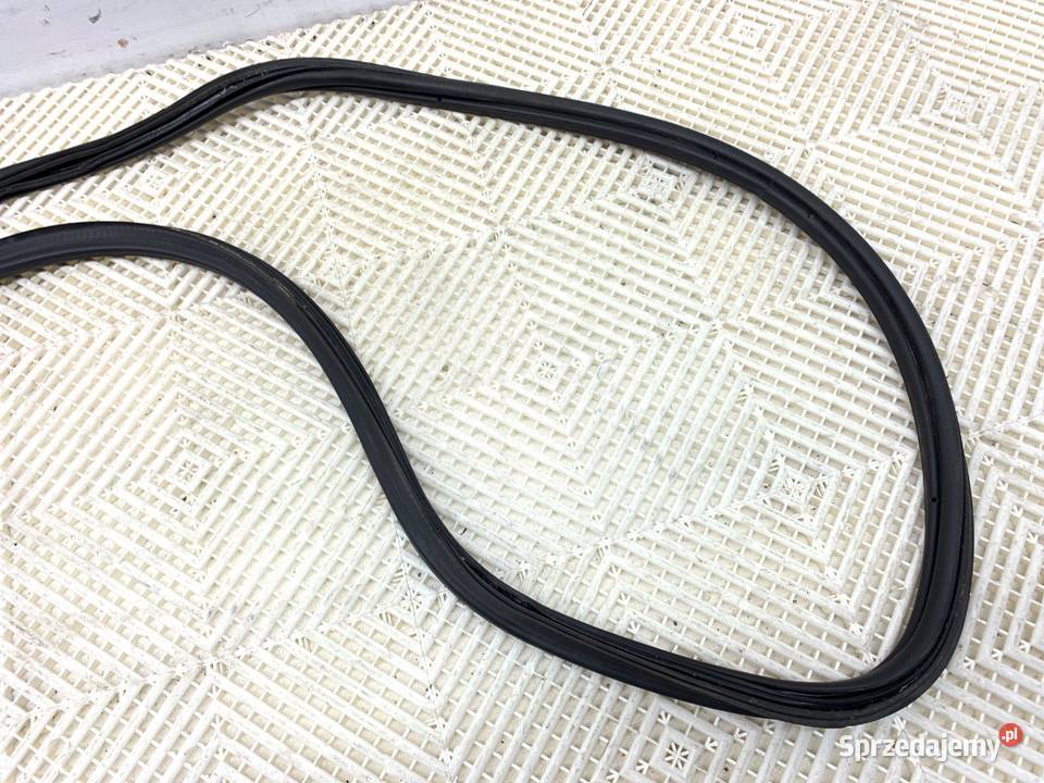 USZCZELKA KLAPY BAGAŻNIKA BMW E71 SUV 0714 podkarpackie