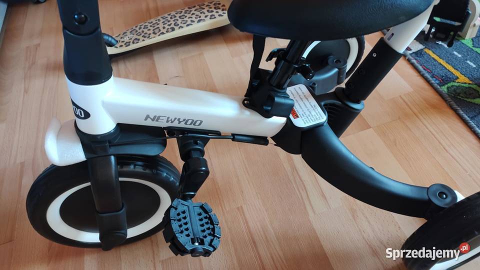 Rower trójkołowy NewYoo 5in1 Biały Czarny Książ Wielkopolski