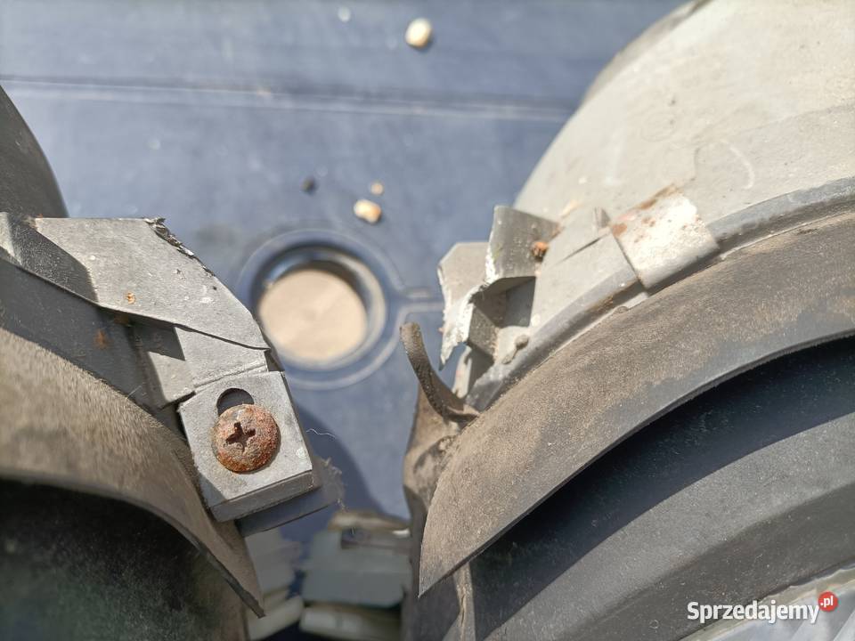 Lampa lampy przód przednie komplet halogenowe osobowe zachodniopomorskie Kamień Pomorski