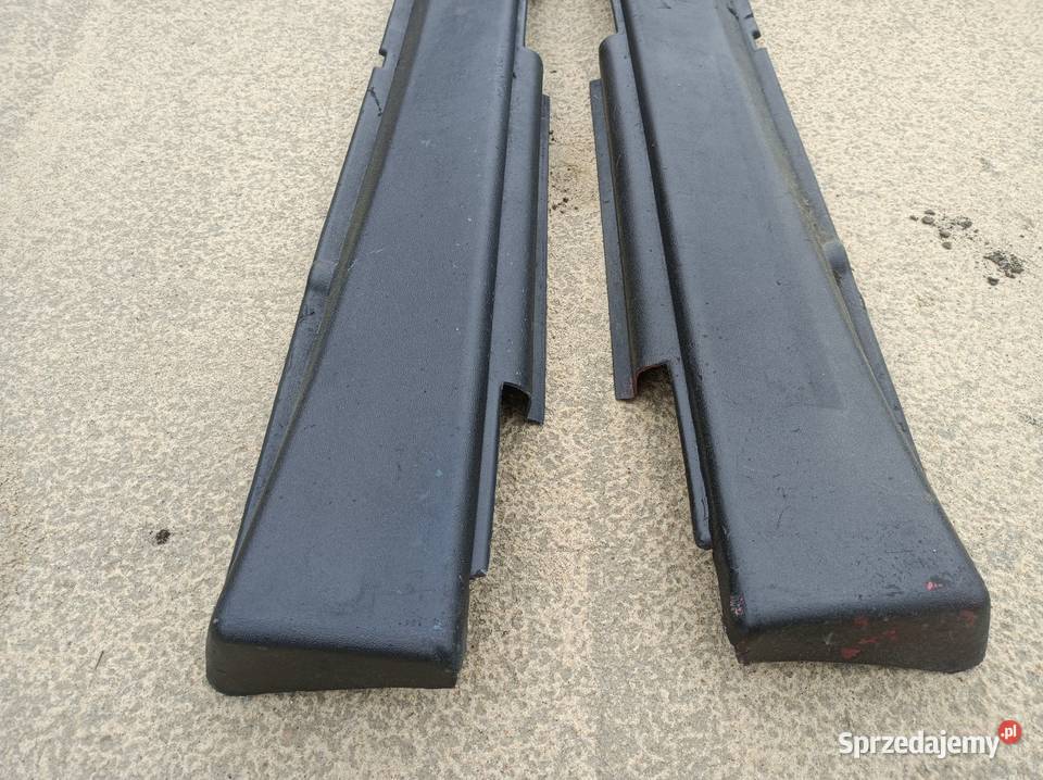 Polonez progi zewnętrzne nakładki plastikowe FSO Karoseria Pionki