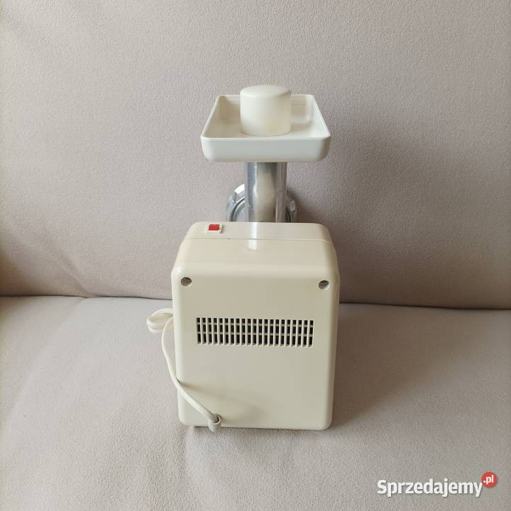 Elektryczna maszynka do mielenia mięsa Zelmer z