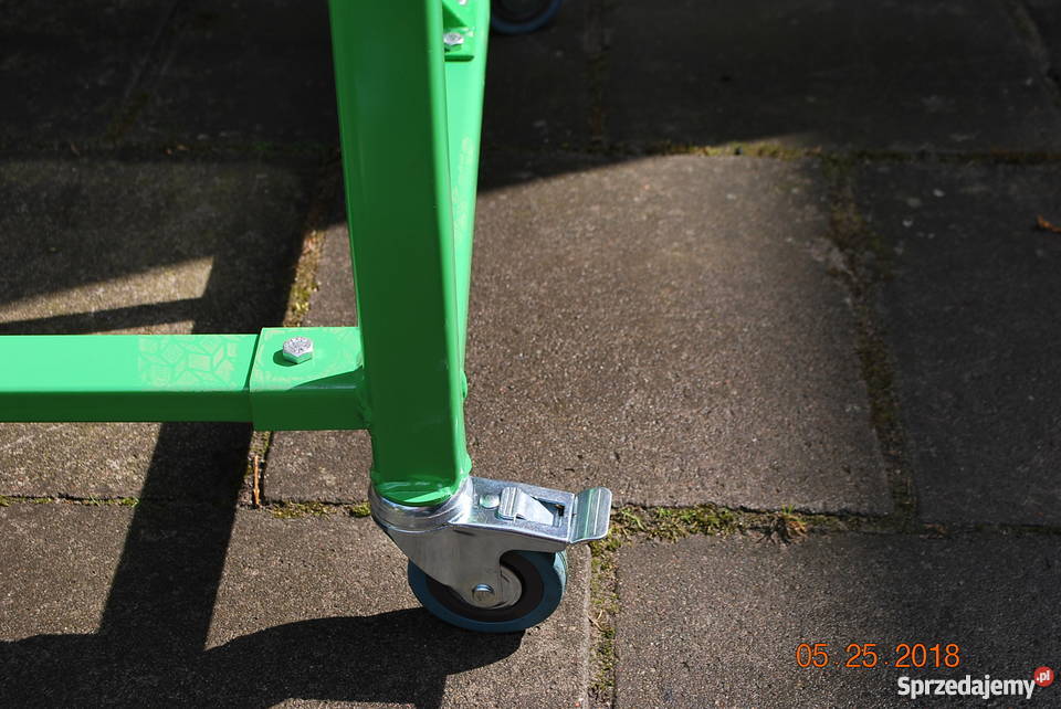 Stojak magazynowy na rolki rulony materiału Bydgoszcz