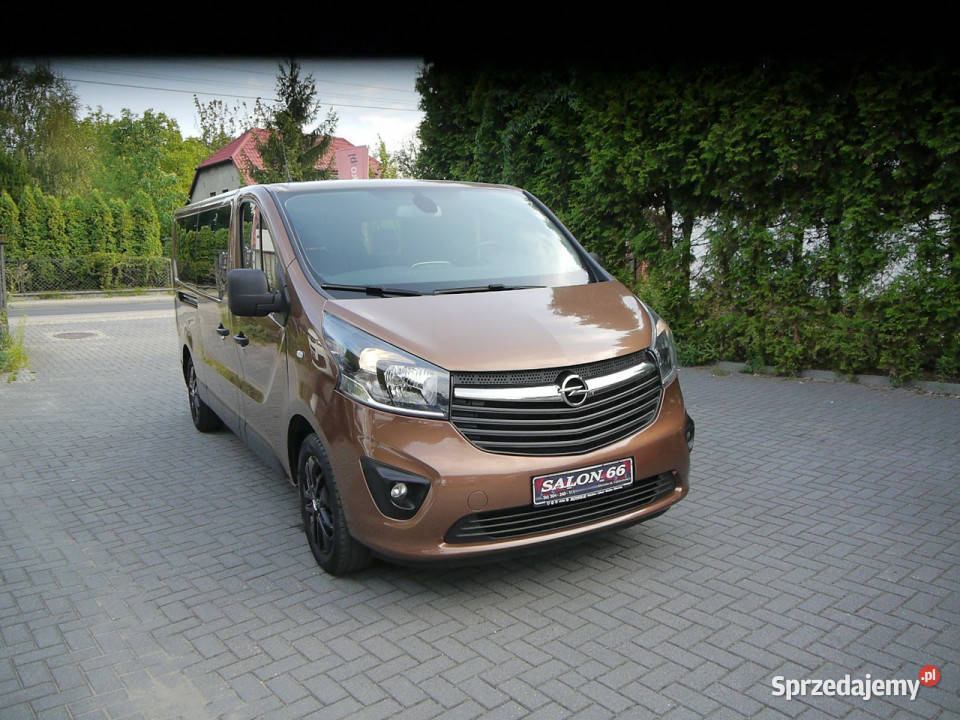 Opel Vivaro 8os 150 Navi Kamera Stan Częstochowa sprzedam