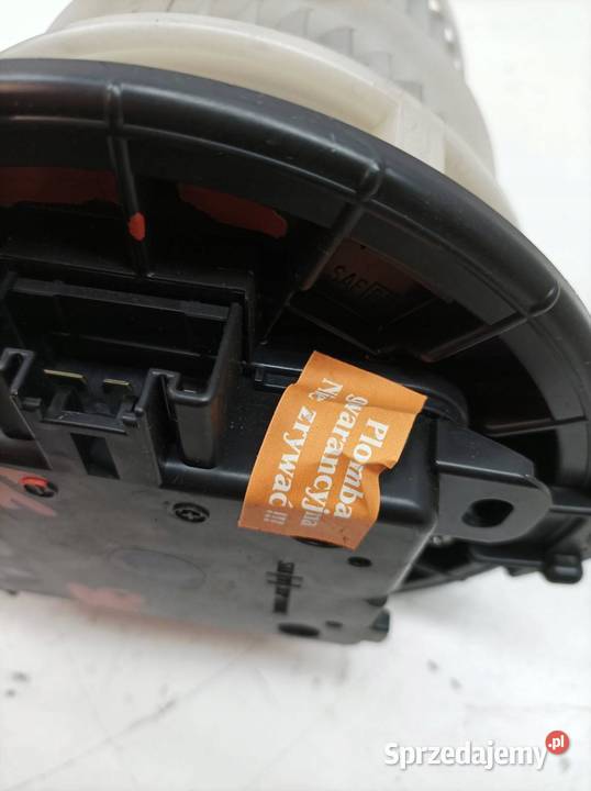 DMUCHAWA NAWIEWU EU 03U135285 Toyota Prius IV sprzedam