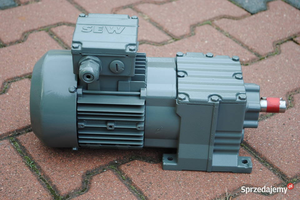 Motoreduktor 037kw 271obrmin Firmy SEW Kargowa