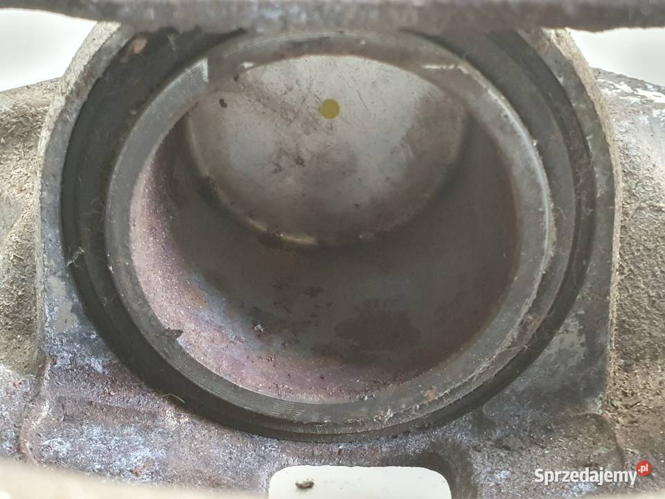 Toyota Corolla XII E21 PRZEDNI ZACISK HAMULCOWY Zaciski i jarzma lubelskie Rudka sprzedam