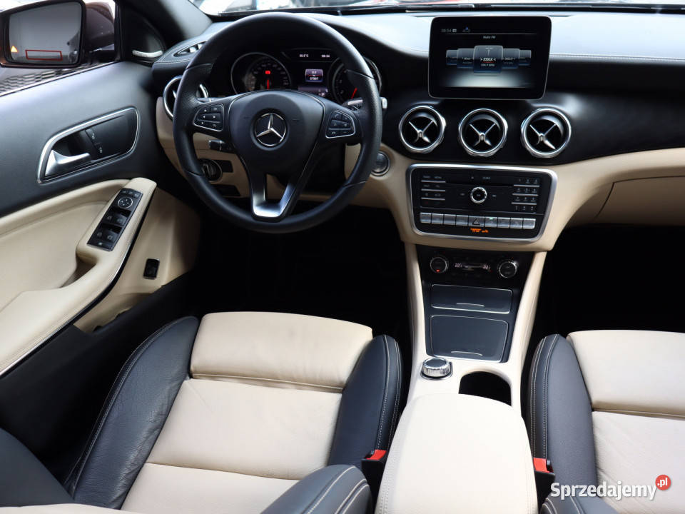Mercedes GLA GLA 220 4MATIC podgrzewane fotele Bielany Wrocławskie