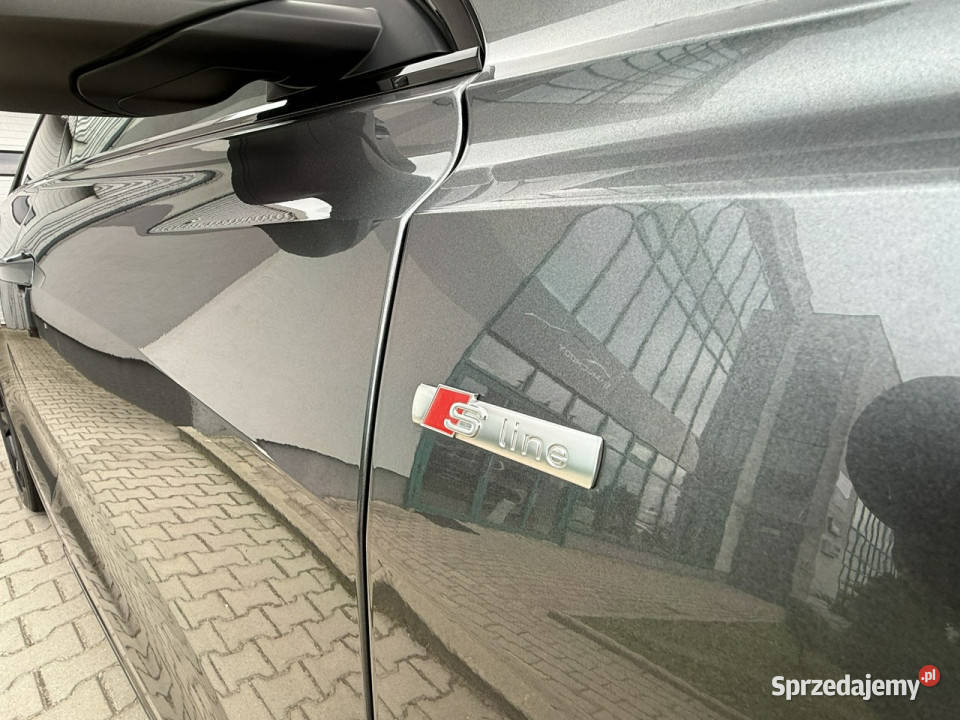 Audi Q8 FVAT23 46 Skrętna oś tylna Bezwypadkowy Węgrzce
