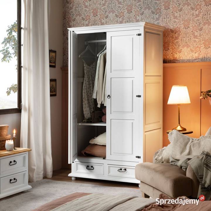 Biała drewniana szafa do sypialni Szafy i garderoby Lublin sprzedam