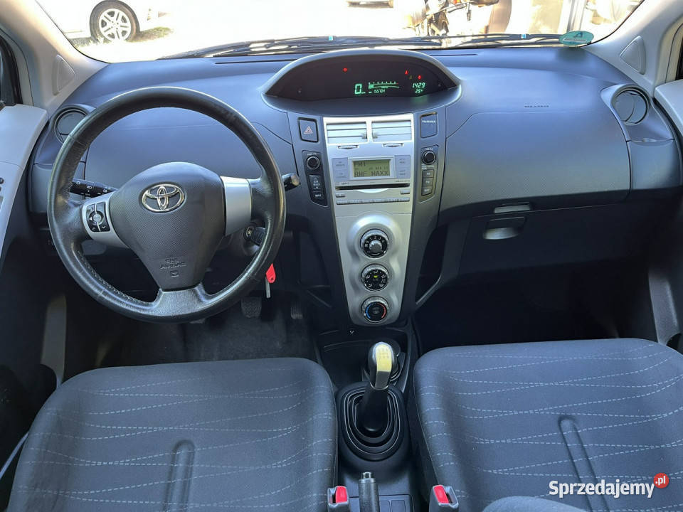 Toyota Yaris 10 1WŁ Klima El szyby BEZ KOROZJI isofix Częstochowa