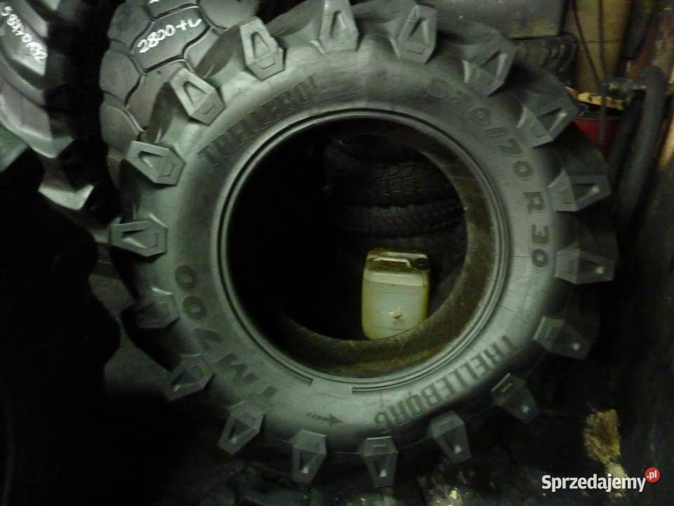Opona używana rolnicza 52070R30 TRELLEBORG TM700 Opony rolnicze Zaścianki